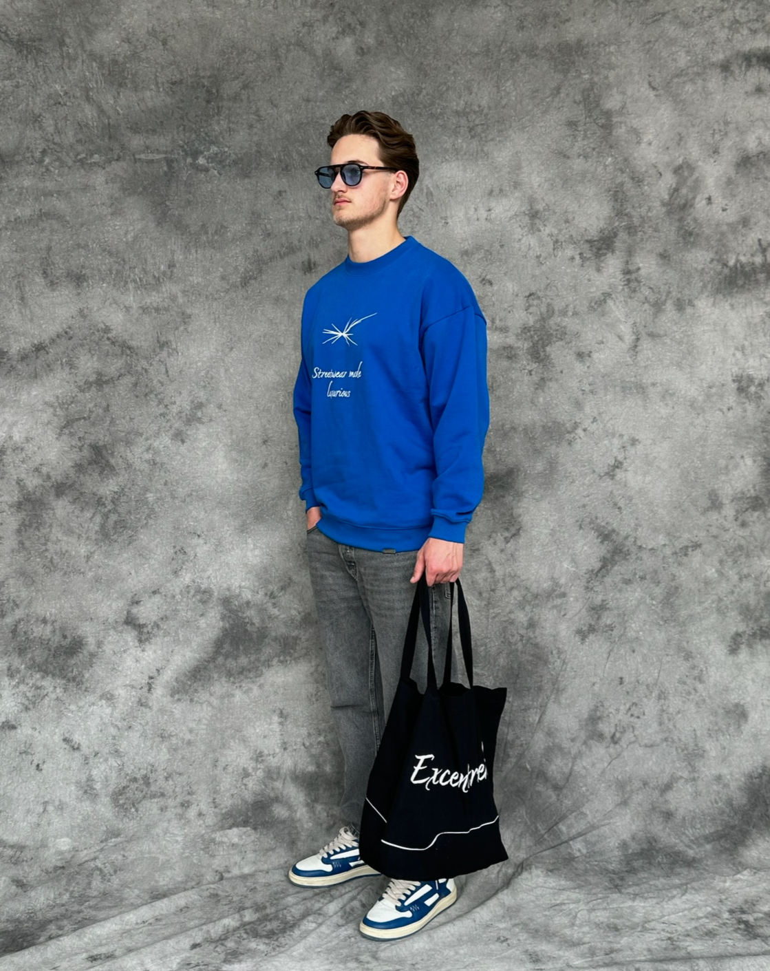 Excentriek Crossed Lines Heavy Sweater Cobalt Blue